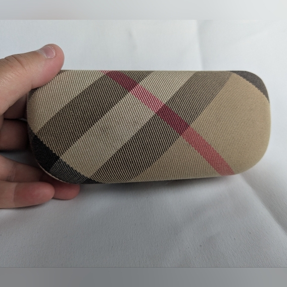 Burberry Glasses Case Gold Logo - Picture 4 of 9